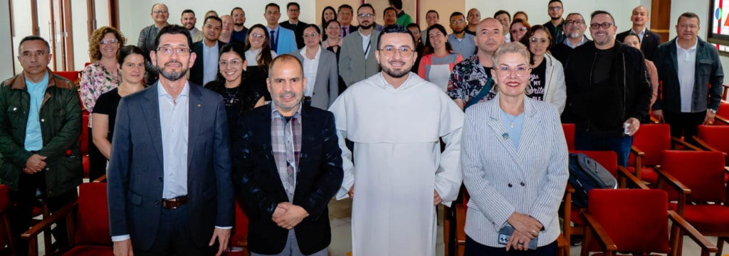 Cátedra internacional sobre gobernanza universitaria: un paso más hacia la acreditación de alta calidad